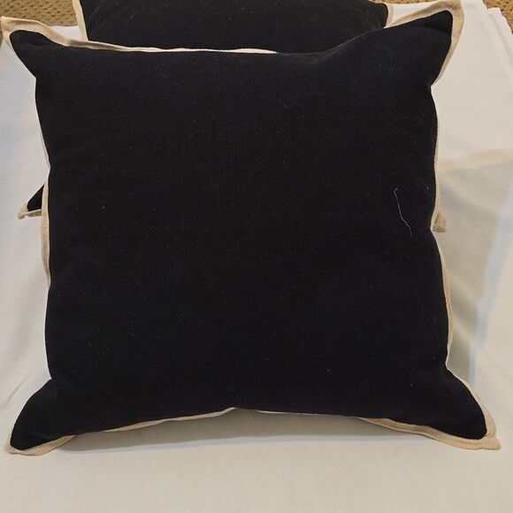 2 Villa linen/goose feathers decorative pillows - Picture 9 of 9